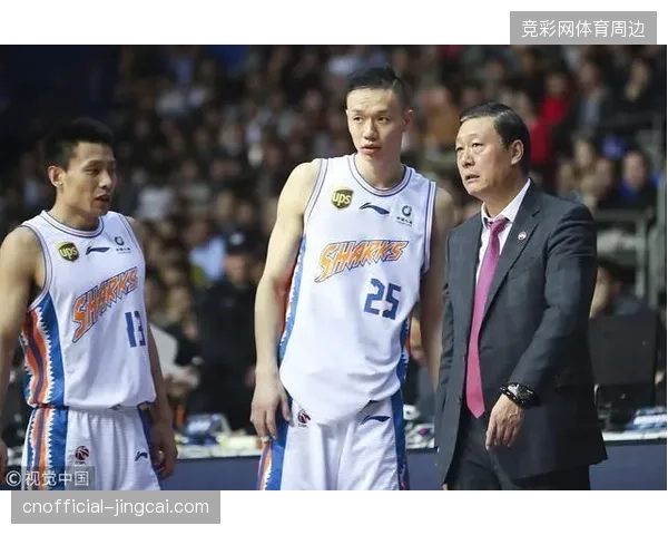 张镇麟赛季全勤激活上海锋线攻守转换,高阶数据显示其防守贡献值位列联盟前茅 张镇麟赛季全勤激活上海锋线攻守转换,高阶数据显示其防守贡献值位列联盟前茅